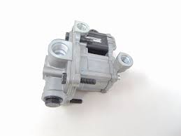 [4802050010] 3/2 Relay Valve 